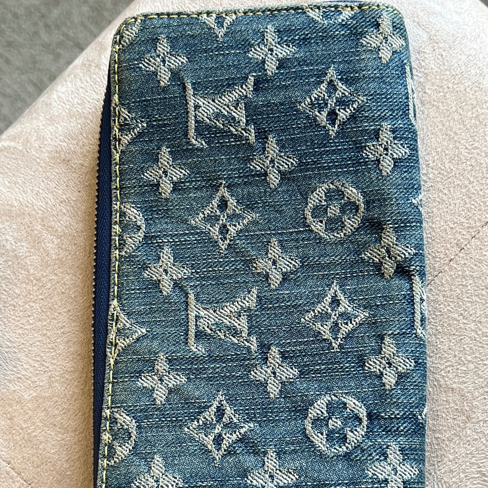 Louis Vuitton Denim Monogram Zippy Wallet